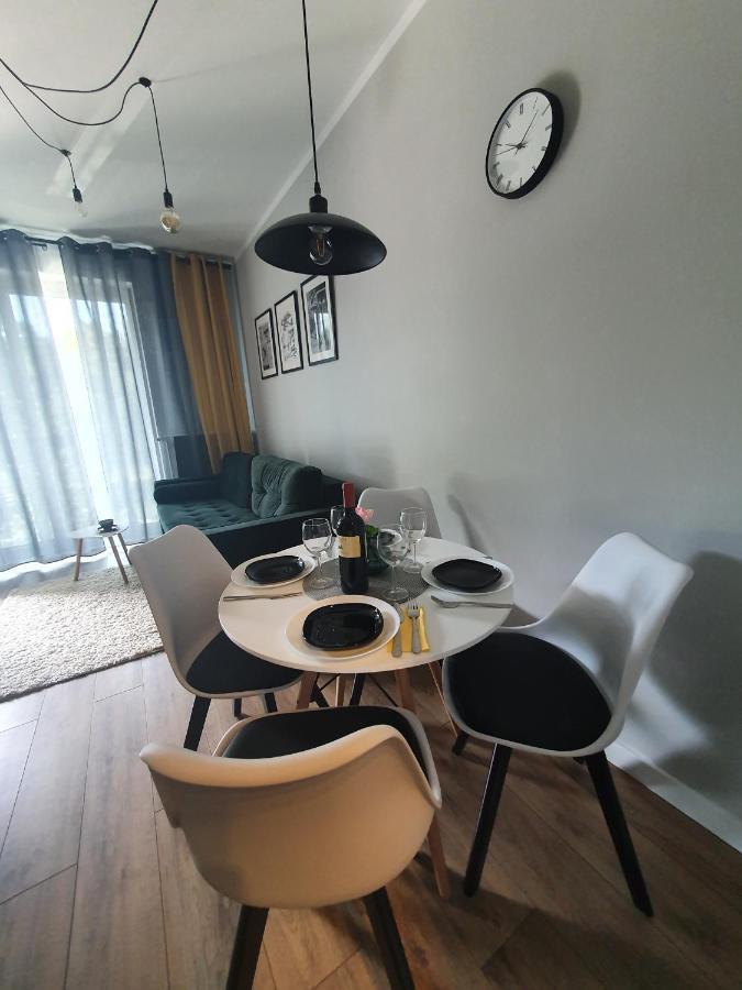 Vizzit Us Premium Apartments Marina Mokotow Warschau Buitenkant foto