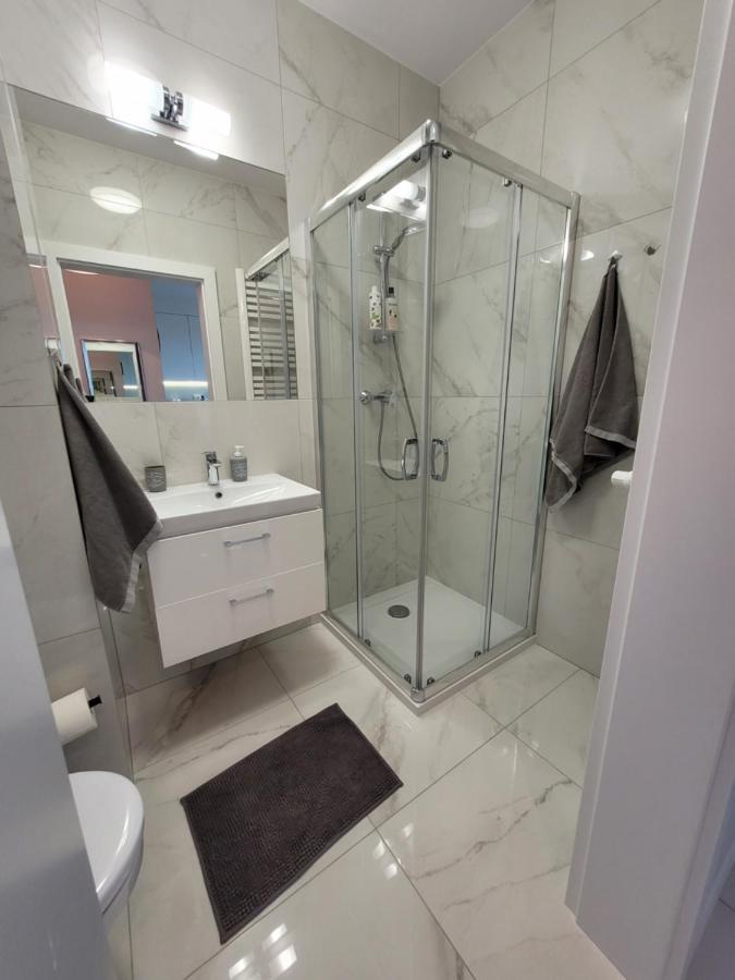 Vizzit Us Premium Apartments Marina Mokotow Warschau Buitenkant foto